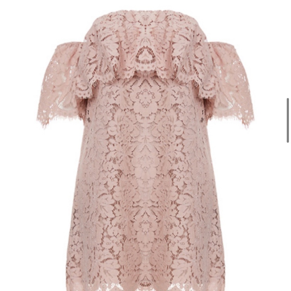 NWT Sedona off the shoulder lace dress Small